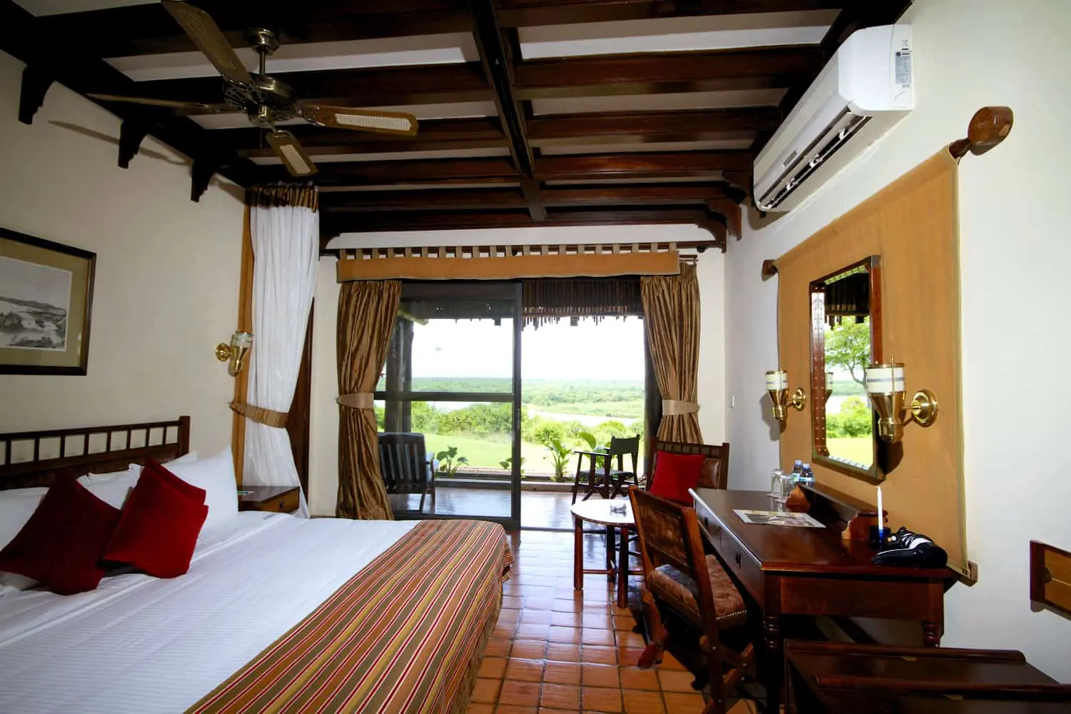 Luxury accommodation in murchison falls national park