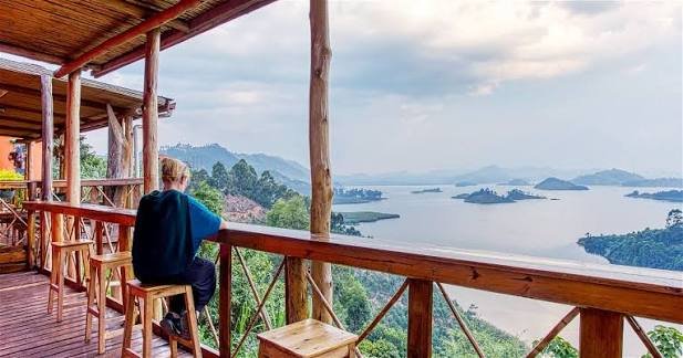 Luxury Accommodation in Bwindi